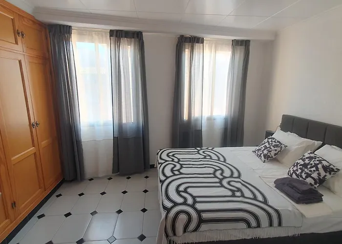 Spacious Home For A Large Group Or Family